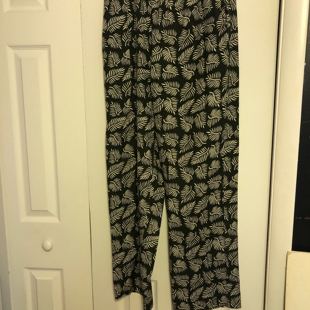 Northstyle resort wear pants sz M